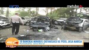 Bangkai Minibus Maut Cipularang Dievakuasi