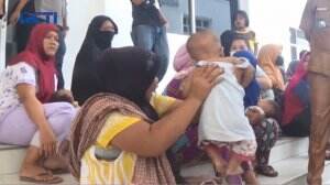 Warga Kurang Mampu Menanti Bantuan Sosial