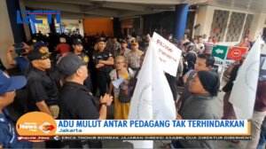 Puluhan Mantan Pedagang Senen Desak PD Pasar Jaya Minta Lapak Jualan Kembali