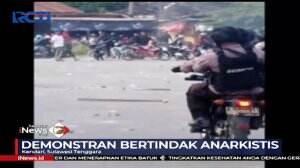 Unjuk Rasa Ricuh Demonstran Bertindak Anarkis di Kendari