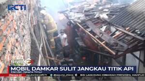 12 Kontrakan di Pemukiman Padat Jakarta Timur Kebakaran