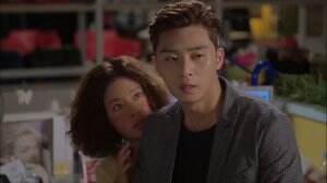 Suasana Malam Hye Jin dan Sung Joon Berdua di Kantor