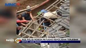 Pos Polisi Runtuh Ke Dalam Sungai di Depok