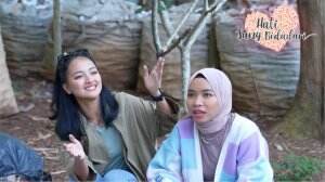 Benang Dari Botol Plastik?