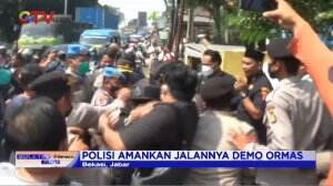 Ormas Bentrok dengan Polisi