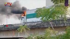 Korsleting Listrik, Mobil Terbakar