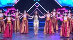 Kayla - "Bunga Bunga Cinta"