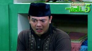Jadi Imam Kok Kentut - Amanah Wali 5 Eps. 337