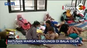 Ratusan Warga Korban Erupsi Mengungsi Di Balai Desa