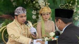 Rheiny Oktavia Resmi Menikah!