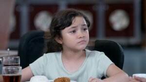 Permohonan Aura Dan Bening Untuk Ibu Pemilik Hotel - Cinta Untuk Bunda Eps. 9