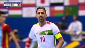 Gol Cantik Dari Pemain Iran Buat Mereka Unggul