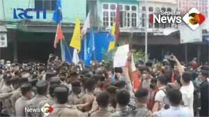 Mahasiswa Paksa Temui Presiden Hingga Ricuh