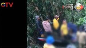 Mobil Pikap Masuk Jurang Di Desa Cibeureum Hingga 8 Orang Tewas