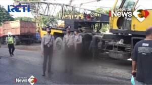 Motor Tertabrak Alat Berat