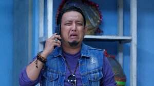 Apoy Ketakukan Ditelfon Bu Lek Wiwi - Amanah Wali 4 Eps. 251