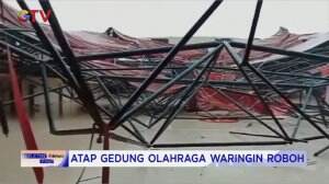 Atap Gedung Olahraga Waringin Roboh