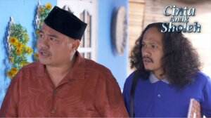 Pak RT Jaga Bu Salma - Cinta Anak Sholeh Eps. 24