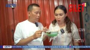 Ayu Ting-Ting Penikmat Bakso Gerobakan