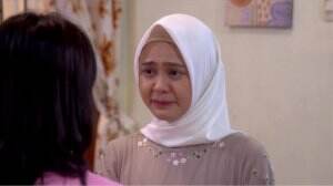 Aku Bukan Ustadzah Eps. 19 - Sedih, Masa Lalu Farah Terbongkar