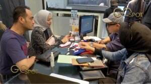 Venna Dan Ferry Fitting Baju Pernikahan