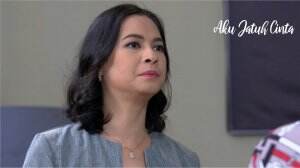 Perseteruan Arini dan Omah Yuliana - Aku Jatuh Cinta Lagi Eps. 22