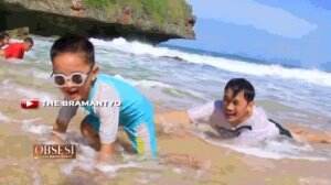 Hanung dan Zaskia Ajak Anak Piknik Sekaligus Berobat