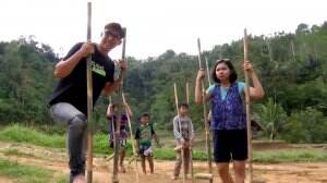 Main Enggrang Lagi - Travel Addict Eps. 154