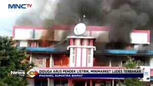 Minimarket Terbakar Diduga Karena Arus Pendek Listrik