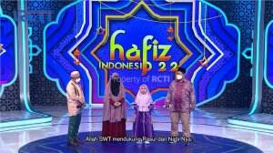 Mendengarkan Cerita Qaireen Berbahasa Arab