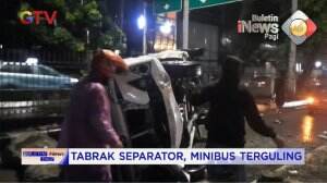 Minibus Tabrak Separator Bus Transjakarta