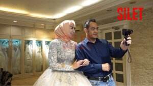 Sibuknya Venna Melinda Dan Ferry Irawan