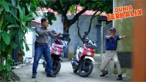 Waduh, Ada Apa Ini Ribut-Ribut? - Dunia Terbalik Eps. 2723