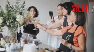 Serunya Moment Sari Nila Bertemu Sahabat Sosialita