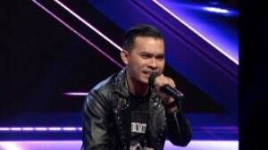 Akhsin Zaidi - Black In Black