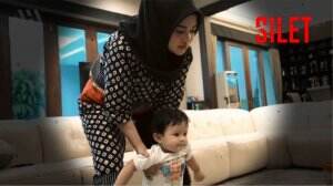 Ameena Posesif Sejak Dini Pada Papata