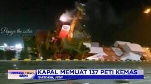 Kapal Cargo Tenggelam Memuat 137 Peti Kemas
