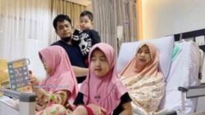 Oki Setiana Dewi Melahirkan Anak Keempat