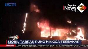 Mobil Tabrak Ruko Hingga Terbakar