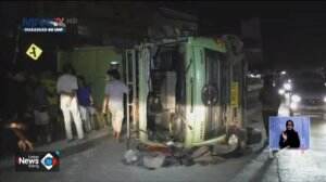 Tabrak Motor, Sopir Truk Diamuk Warga