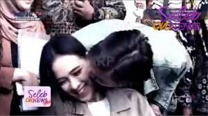 So Sweet! Lady Nayoan Luluh dan Berdamai Dengan Rendy Kjaernett