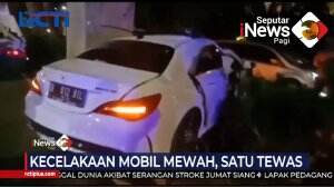 Kecelakaan Mobil Mewah
