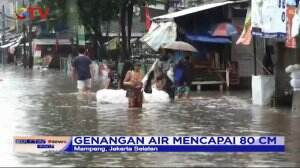Akibat Hujan Deras, Ruas Jalan Di Kemang Utara Terendam Banjir Setinggi 80 Cm