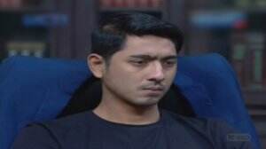 Al Berpikir Keras Mengenai Identitas Reyna
