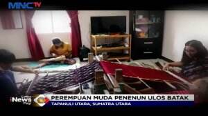 Selamatkan Tenun Ulos dari Kepunahan