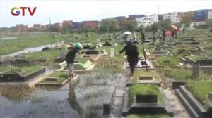 Makam Terendam Banjir