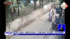 Pencurian Sepeda Motor Terekam CCTV