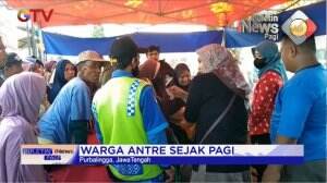 Rela Antri Demi Telur Murah