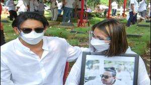 Ayahanda Regina Poetiray Meninggal Dunia