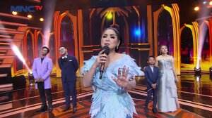 Vina Panduwinata "Selalu Cinta" Kilau Konser Farel X Danang